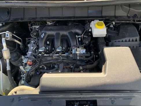 Used 2025 Nissan Pathfinder SV image 34