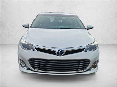 Used 2015 Toyota Avalon XLE Touring FWD image 2