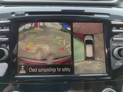 Certified 2021 Nissan Murano Platinum w/ Cargo Package image 31