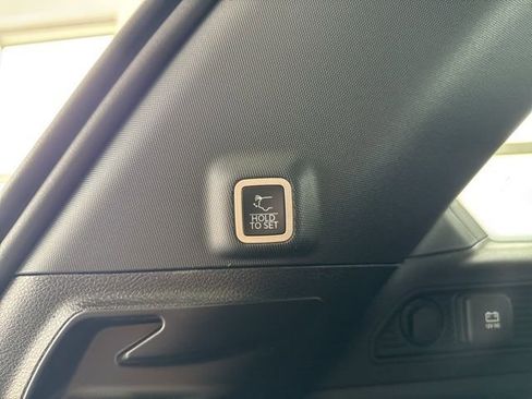 New 2025 Jeep Grand Cherokee Limited w/ Trailer Tow Package image 9