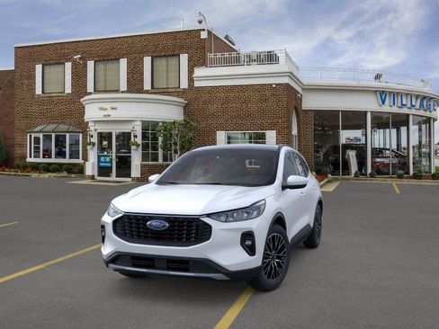 New 2026 Ford Escape SE image 2