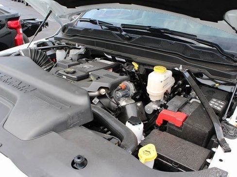 New 2024 RAM 5500 Tradesman w/ Chrome Appearance Group image 27