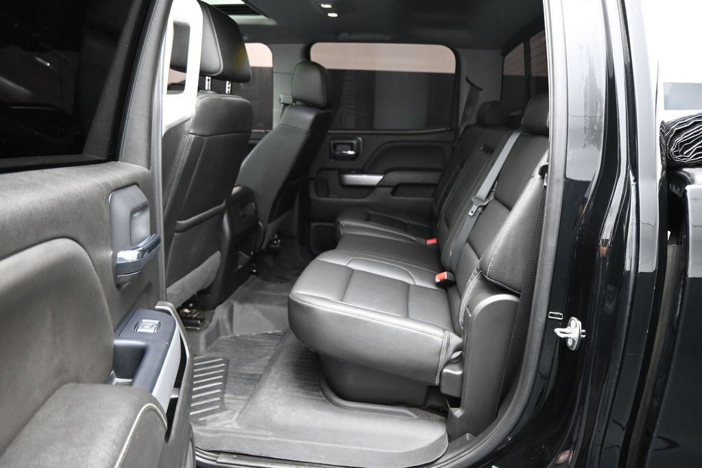 Used 2018 Chevrolet Silverado 2500 LTZ w/ Midnight Edition AWD/4WD image 25