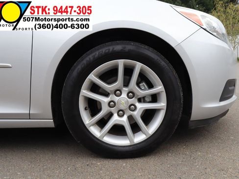 Used 2016 Chevrolet Malibu LT w/ Sun And Convenience Package FWD image 23