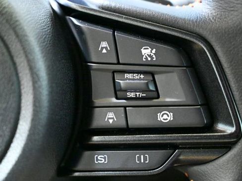 Used 2025 Subaru Crosstrek 2.5i Limited w/ Popular Package #3A image 35