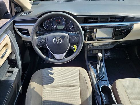 Used 2016 Toyota Corolla LE w/ Body Protection Package #1 FWD image 11