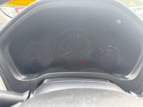 Used 2019 Honda HR-V LX image 10