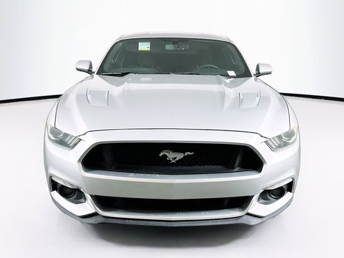 Used 2015 Ford Mustang GT image 2