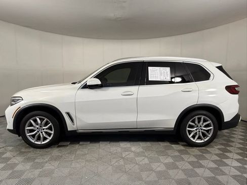 Used 2021 BMW X5 sDrive40i w/ Convenience Package RWD image 3