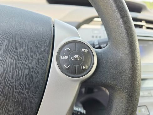 Used 2013 Toyota Prius Three FWD image 22