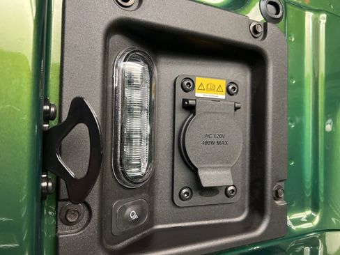 New 2025 Ford Maverick XLT w/ XLT Luxury Package image 31