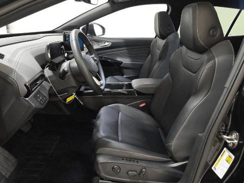 Used 2023 Volkswagen ID.4 Pro S Plus image 22