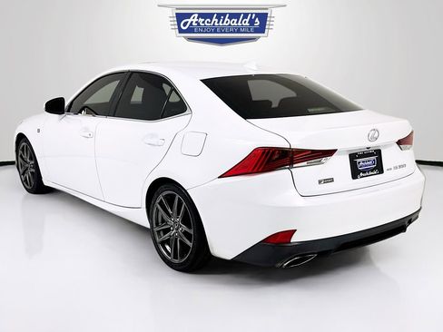 Used 2017 Lexus IS 350 F Sport image 4