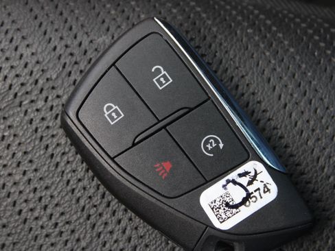 Used 2023 GMC Canyon AT4X AWD/4WD image 15