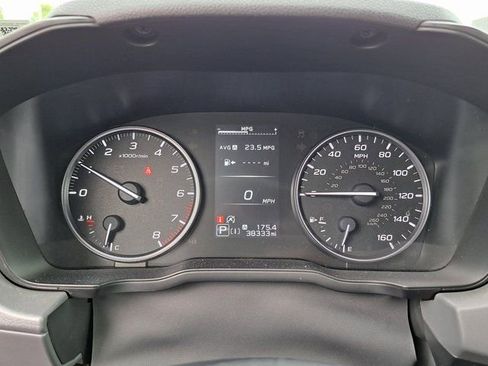 Used 2024 Subaru Crosstrek 2.0i Premium AWD/4WD image 9