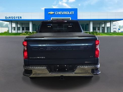 Used 2024 Chevrolet Silverado 1500 LT AWD/4WD image 10