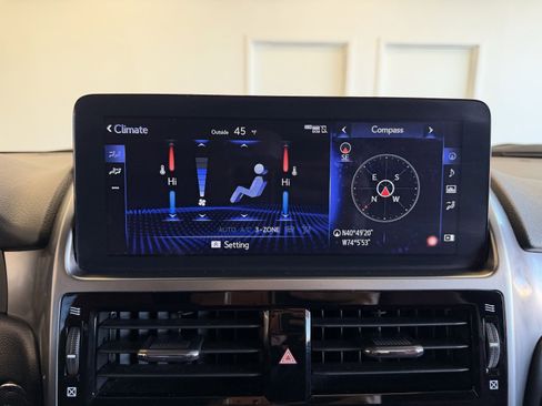 Used 2023 Lexus GX 460 Premium image 25