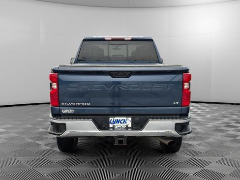 Used 2021 Chevrolet Silverado 2500 LT w/ Convenience Package AWD/4WD image 3