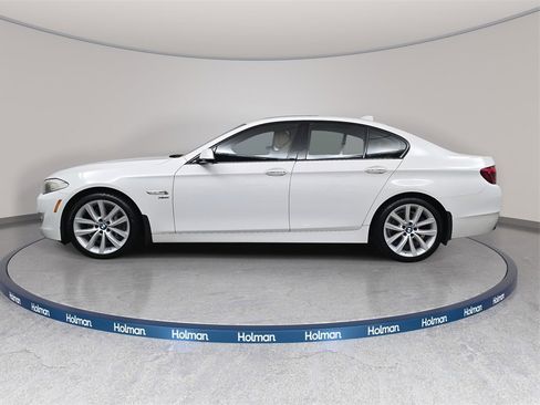 Used 2011 BMW 535i xDrive Sedan image 8