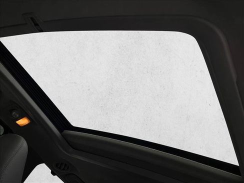 Used 2015 Toyota Sienna Limited image 21