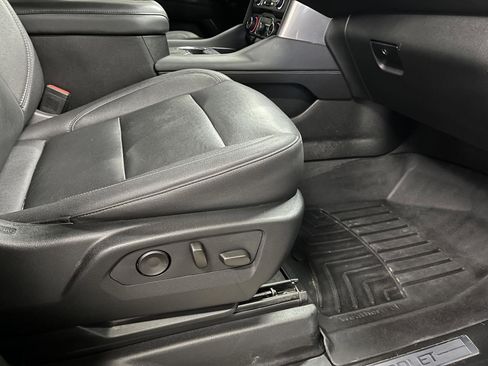 Used 2023 Chevrolet Tahoe Z71 AWD/4WD image 16