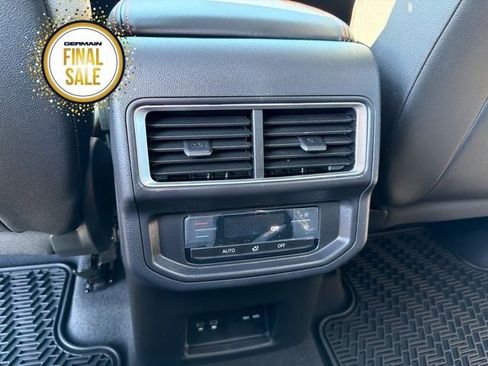 New 2026 Volkswagen Atlas Peak Edition image 16