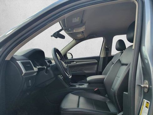 Used 2021 Volkswagen Atlas SE FWD image 13