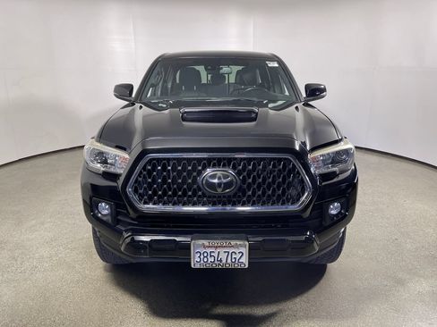 Used 2018 Toyota Tacoma TRD Sport RWD image 18