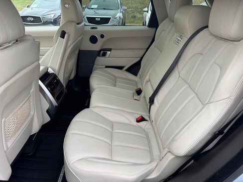 Used 2016 Land Rover Range Rover Sport HSE AWD/4WD image 9