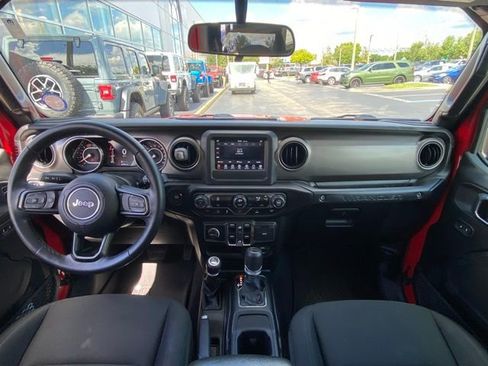 Used 2021 Jeep Wrangler Unlimited Sport AWD/4WD image 17