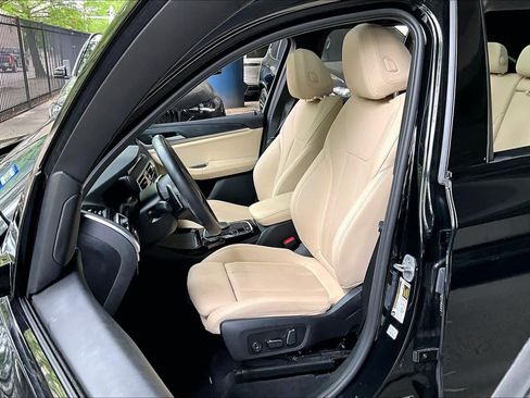 Used 2024 BMW X3 sDrive30i w/ M Sport Package image 7