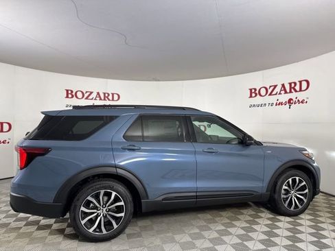 New 2026 Ford Explorer ST-Line image 8