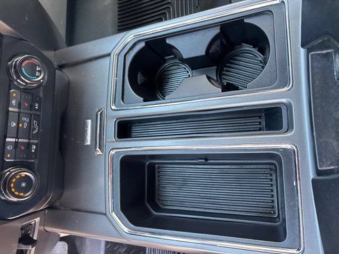 Used 2015 Ford F150 XLT w/ Equipment Group 302A Luxury AWD/4WD image 34