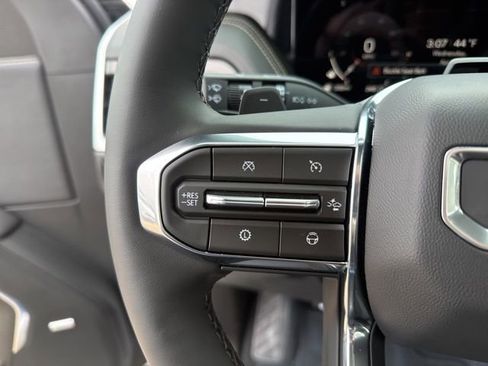 New 2026 GMC Yukon XL Elevation AWD/4WD image 18