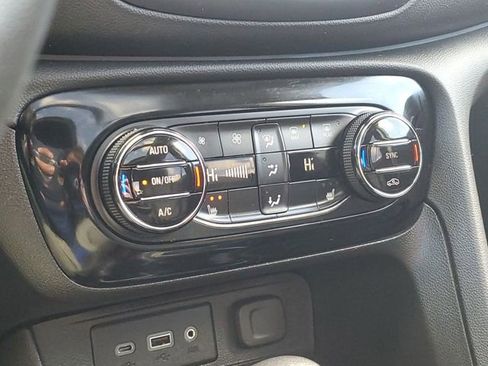 Used 2023 Buick Encore GX Essence w/ Experience Buick Package AWD/4WD image 22