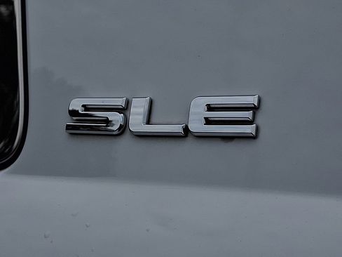 Used 2019 GMC Yukon SLE w/ Convenience Package AWD/4WD image 29