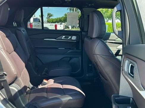 New 2026 Ford Explorer Platinum RWD image 13