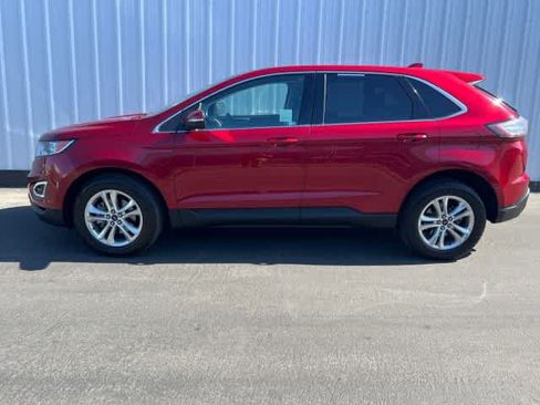Used 2017 Ford Edge SEL w/ Equipment Group 201A FWD image 3
