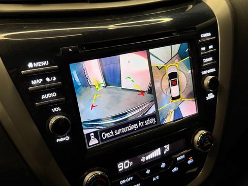 Used 2020 Nissan Murano Platinum w/ Cargo Package image 12