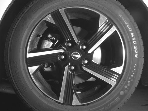 Used 2025 Nissan Sentra SV FWD image 12