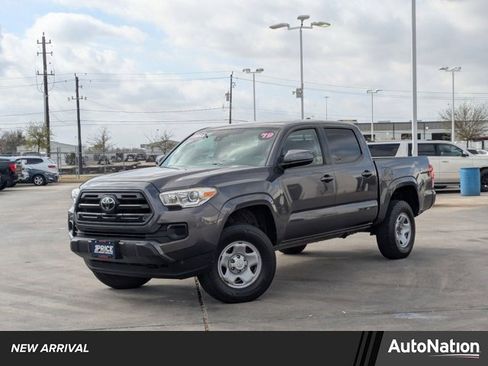 Used 2019 Toyota Tacoma SR w/ SR Convenience Package image 1