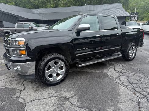 Used 2015 Chevrolet Silverado 1500 LTZ w/ LTZ Plus Package AWD/4WD image 20