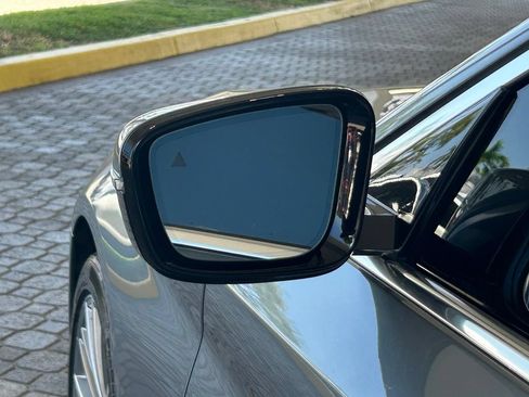 Used 2020 BMW 530i w/ Convenience Package RWD image 18