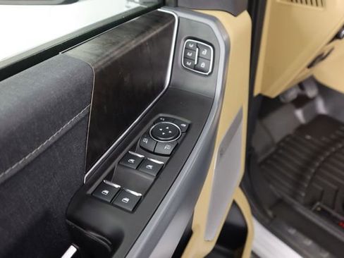 Used 2023 Ford F150 Lariat image 40