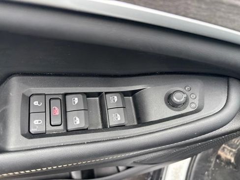 Used 2023 Jeep Grand Cherokee L Limited AWD/4WD image 29