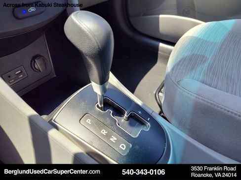 Used 2016 Hyundai Accent SE FWD image 28