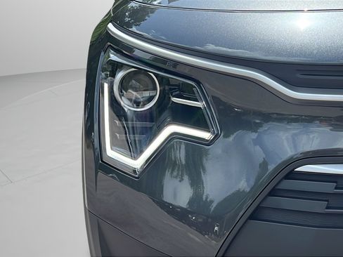 New 2026 Kia Niro LX FWD image 9
