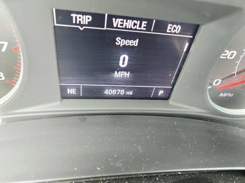 Used 2023 Chevrolet Malibu LS FWD image 19
