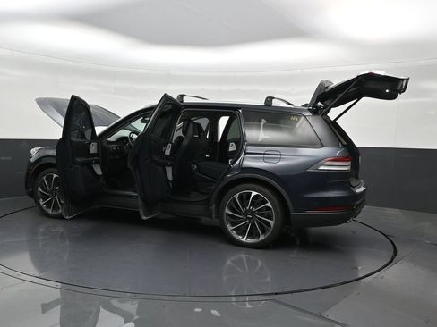 Used 2024 Lincoln Aviator Reserve w/ Equipment Group 201A RWD image 35