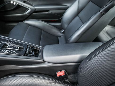 Used 2014 Porsche 911 Turbo S image 25